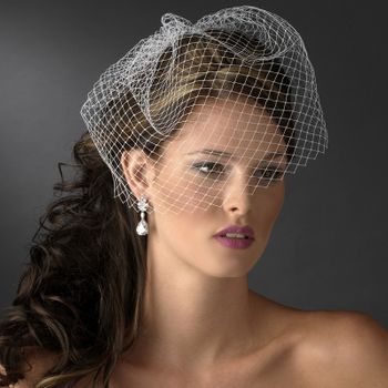Opulent Blusher Lace Veil – Ivory Edition #0190