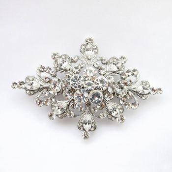 Regal Pearl Hairpiece – Rhinestone Edition #0793