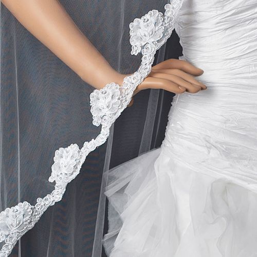 Classic Pearl Mantilla – Champagne Edition #0290
